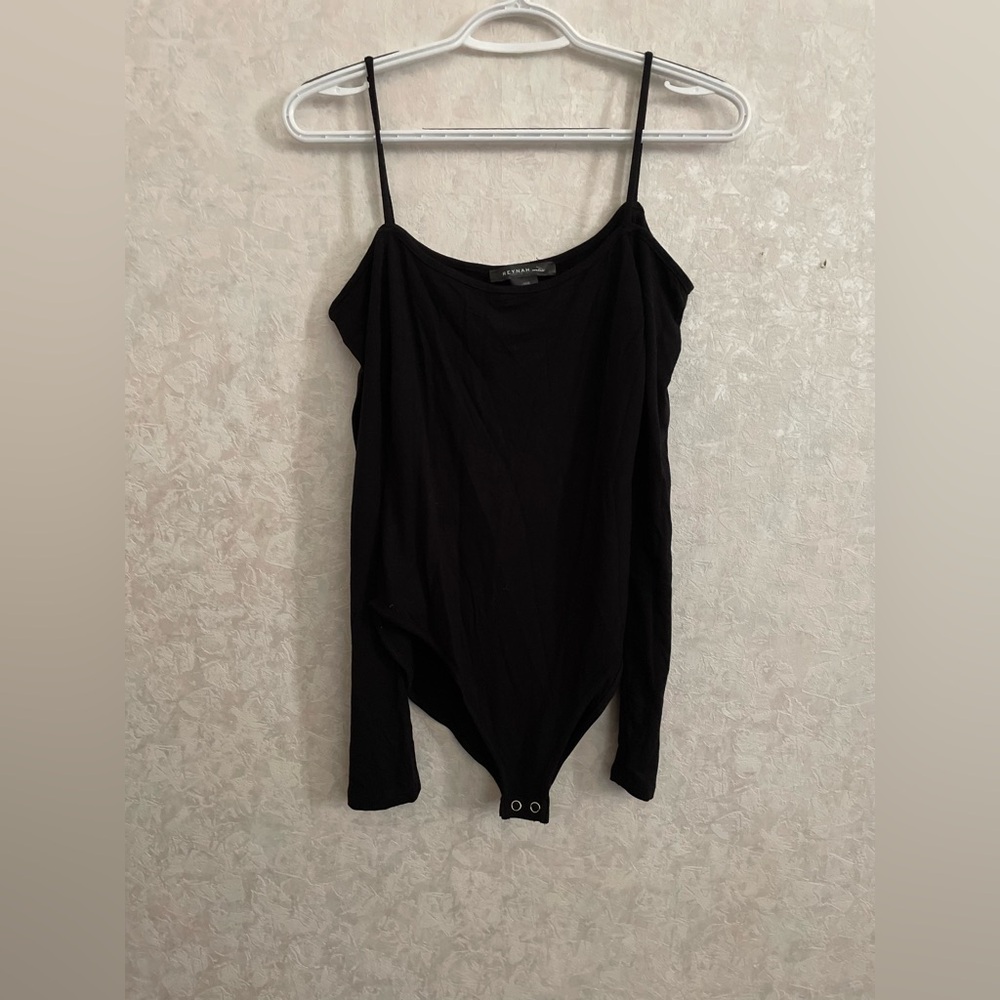 Reynah women's large black cold shoulder bodysuit NWOT